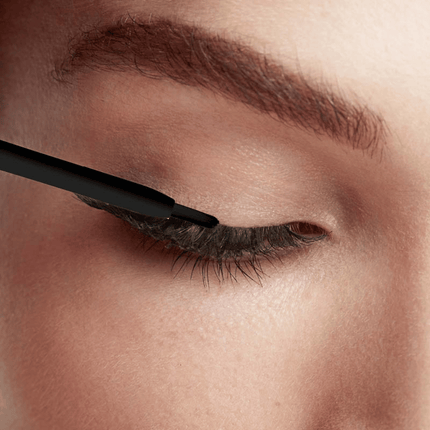 M2 Beaute Eyelash Activating Serum (4ml) + free Eyezone Conditioning Care Complex (2ml)